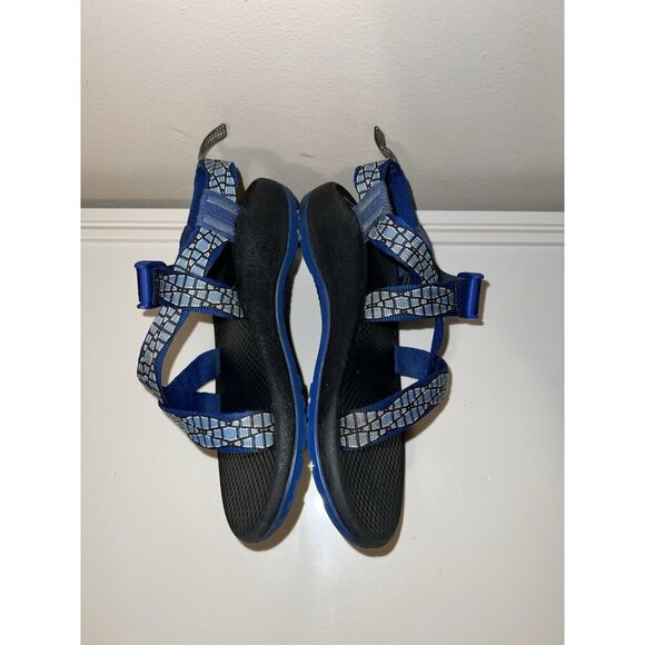 CHACO Youth Black Blue Outdoor Hike Performance Sandals Sz 2 - Picture 6 of 9